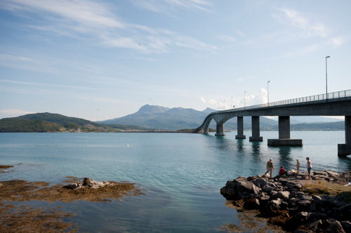 Oversiktsbilde med Dyr&oslash;ybrua i forgrunnen