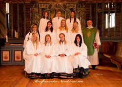 Konfirmanter i Nordsinni kirke 2011 - foto: Knut Kamphaug