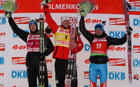 podium050212al107