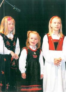 Songgruppa i Stryn_500x707_cropped_419x589