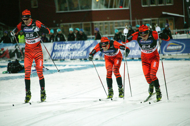MÅLGÅNG för Team Leaseplan Go till andraplats med fr v: Thomas Henriksen, Audun Laugaland och pigge Christoffer Callesen. Foto: MARCELA HAVLOVA