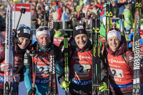 22.01.2017, Antholz, Italy (ITA):Anais Bescond (FRA), Marie Dorin Habert (FRA), Justine Braisaz (FRA), Anais Chevalier (FRA), (l-r) - IBU world cup biathlon, relay women, Antholz (ITA). www.nordicfocus.com. © Manzoni/NordicFocus. Every downloaded pictu NordicFocus 22.01.2017, Antholz, Italy (ITA):Anais Bescond (FRA), Marie Dorin Habert (FRA), Justine Braisaz (FRA), Anais Chevalier (FRA), (l-r) - IBU world cup biathlon, relay women, Antholz (ITA). www.nordicfocus.com. © Manzoni/NordicFocus. Every downloaded pictu
