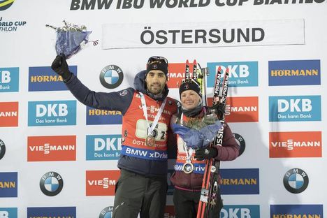 NordicFocus 27.11.2016, Oestersund, Sweden, (SWE):Martin Fourcade (FRA), Marie Dorin Habert (FRA), (l-r) - IBU world cup biathlon, single mixed relay, Oestersund (SWE). www.nordicfocus.com. © Manzoni/NordicFocus. Every downloaded picture is fee-liable.