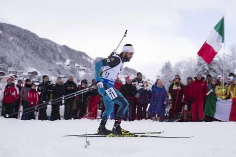 NordicFocus 15.12.2017, Annecy-Le Grand Bornand, France (FRA):Simon Fourcade (FRA) - IBU world cup biathlon, sprint men, Annecy-Le Grand Bornand (FRA). www.nordicfocus.com. © Manzoni/NordicFocus. Every downloaded picture is fee-liable.
