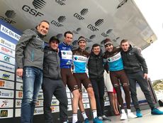 AG2R