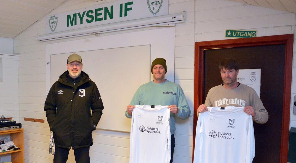 Patrik Kolshus (f.v.), Andreas Strand og Jan Einar Karlstad. Foto: Mysen Fotball