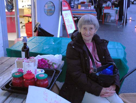 Arna Torsteinsen på lokalmat-torget