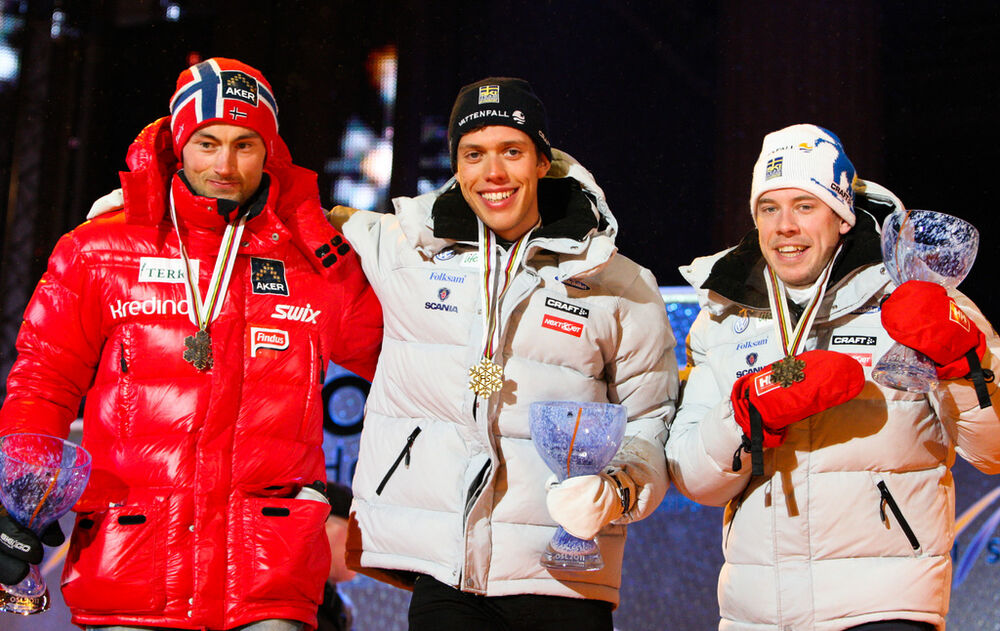 24.02.2011, Oslo, Norway (NOR): (l-r) Petter Northug (NOR), Fischer, Swix, Alpina, Rottefella, Skigo, Marcus Hellner (SWE), Fischer, Swix, Salomon, Craft and Emil Joensson (SWE), Fischer, Swix, Salomon, Craft - FIS nordic world ski championships, cross-c