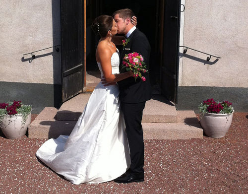 FREDRIK BYSTRÖM och Julia Limby som herr och fru i helgen…