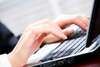 Tastatur_hender_laptop_100x67