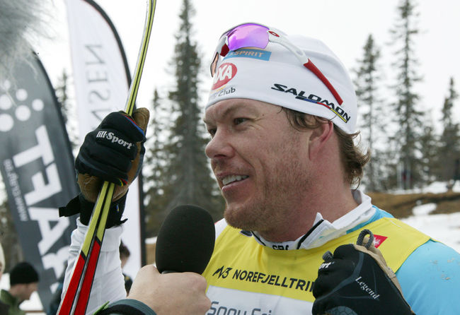 MATHIAS FREDRIKSSON kör ett år till och vann första träningstävlingen. Foto: MARCELA HAVLOVA MATHIAS FREDRIKSSON kör ett år till och vann första träningstävlingen. Foto: MARCELA HAVLOVA