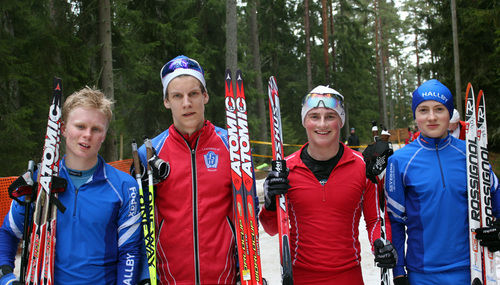 Från klassen H17-18 där en spännande tävling utkämpades Fr v Johannes Eklöf IF Hallby SOK 2a, Tom Fahlén Landsbro IF 1:a, Emil Svensson Marhults SoFK 3:a, Oscar Claesson IF Hallby SOK 4:a Foto IF Hallby SOK Från klassen H17-18 där en spännande tävling utkämpades Fr v Johannes Eklöf IF Hallby SOK 2a, Tom Fahlén Landsbro IF 1:a, Emil Svensson Marhults SoFK 3:a, Oscar Claesson IF Hallby SOK 4:a Foto IF Hallby SOK