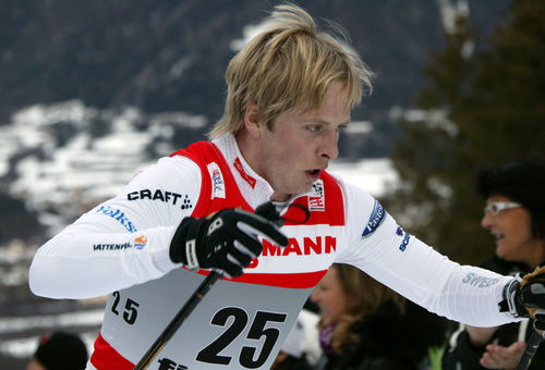 LARS NELSON berättar att man kan åka på dåliga skidor i Bruksvallarna och att det väntas mer snö i dagarna som kommer. Foto: FASTERSKIER.COM LARS NELSON berättar att man kan åka på dåliga skidor i Bruksvallarna och att det väntas mer snö i dagarna som kommer. Foto: FASTERSKIER.COM