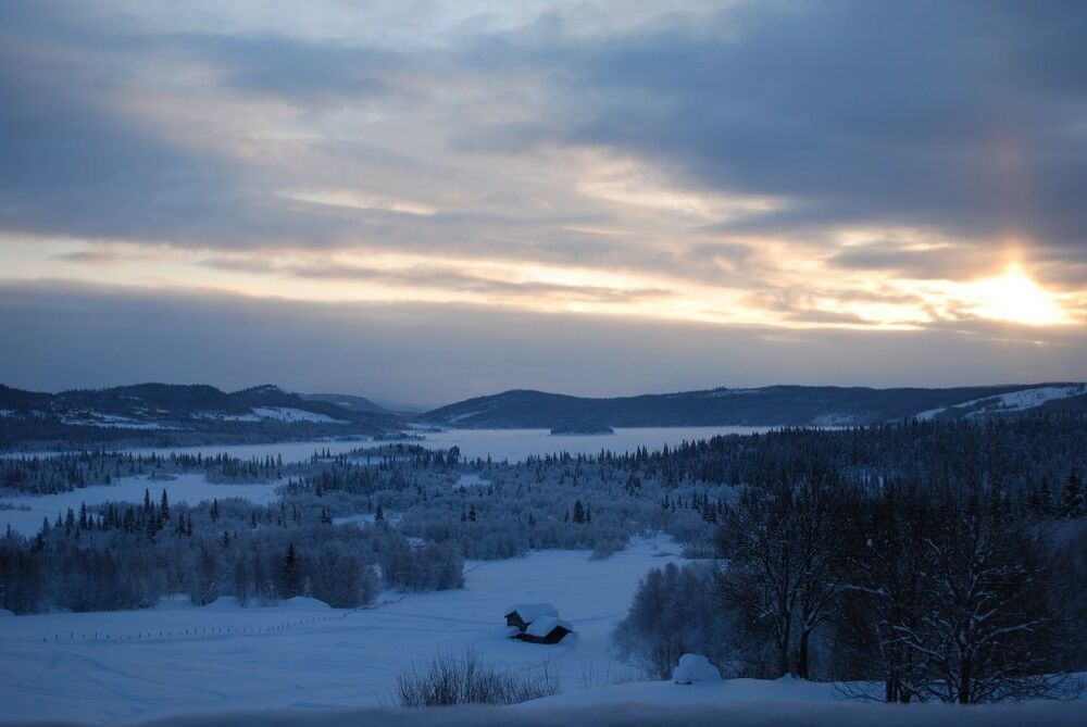 beitostolen-lake-winter