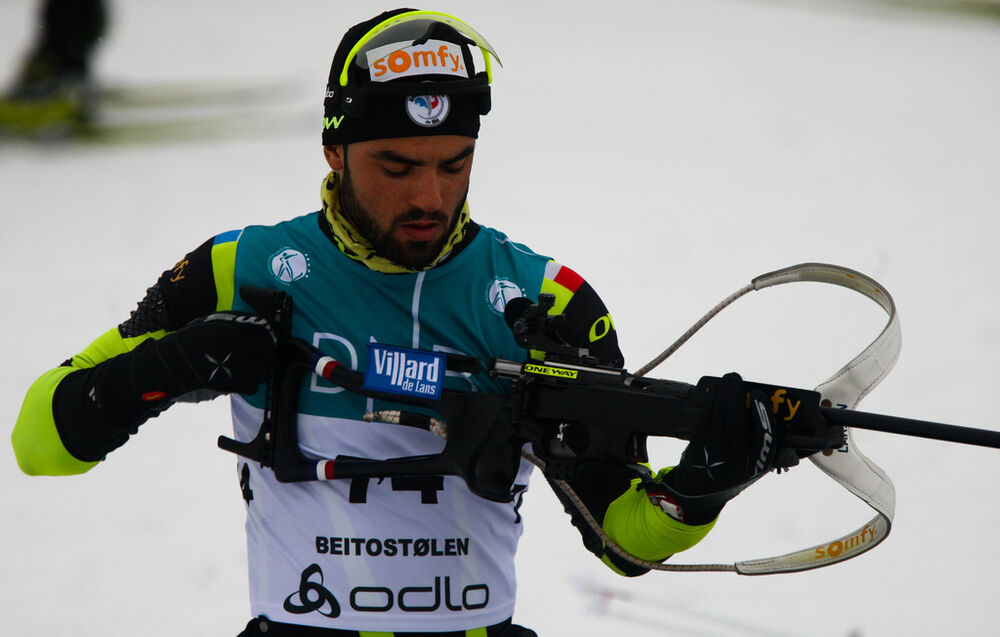 17.11.2012, Beitostoelen, Norway (NOR): Simon Fourcade (FRA), Fischer, Swix, One Way - Beitosprinten Biathlon, sprint men, Beitostoelen (NOR). www.nordicfocus.com. © Laiho/NordicFocus. Every downloaded picture is fee-liable.