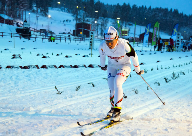 CHARLOTTE KALLA kan ta en dubbel i Piteå i helgen. Här under lördagens sprint som hon vann. Foto: ANDREAS ALMKVIST