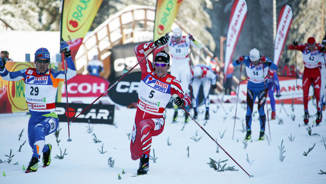 DEVON KERSHAW vinner en etapp i Tour de Ski för några år sedan. Nu har han också vunnit Kristin Størmer Steiras hjärta! Foto: MOA MOLANDER KRISTIANSEN
