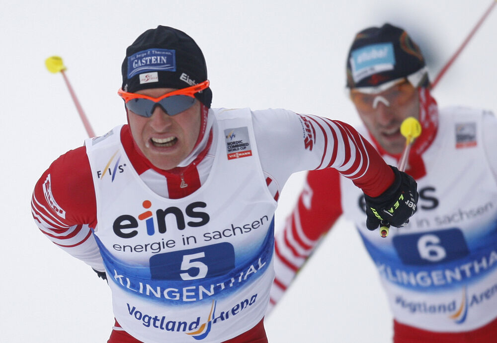 26.01.2013, Klingenthal, Germany (GER): r-l: Wilhelm Denifl (AUT), Salomon, Leki, Bernhard Gruber (AUT), Fischer, Rottefella - FIS world cup nordic combined, individual gundersen HS140/10km, Klingenthal (GER). www.nordicfocus.com. © Domanski/NordicFocus.
