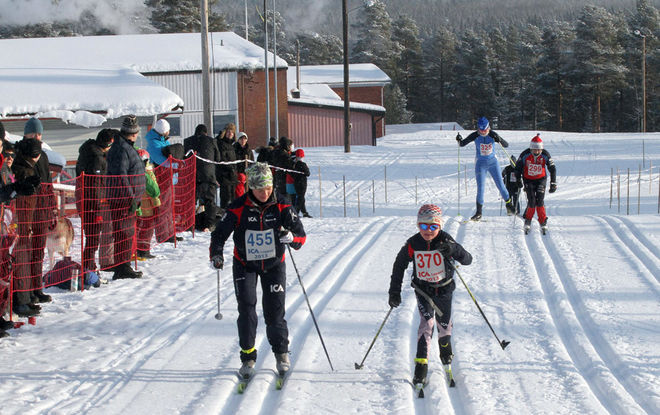 JESSICA Zackrisson och Fabian Berg, Åsarna, gåt i mål på kortaste banan. Foto: THORD ERIC NILSSON