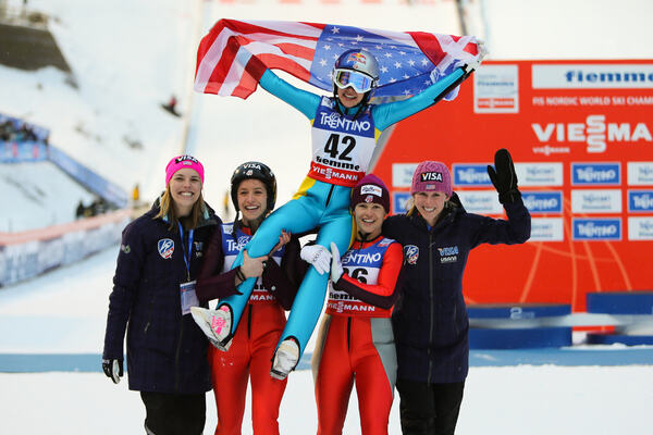 22.02.2013, Val di Fiemme, Italy (ITA): (l-r) Abby Hughes (USA), Fluege.de, Jessica Jerome (USA), Fischer, Sarah Hendrickson (USA), Fluege.de, Lindsey Van (USA), Fluege.de and Alissa Johnson (USA), Fluege.de - FIS nordic world ski championships, ski jump NordicFocus