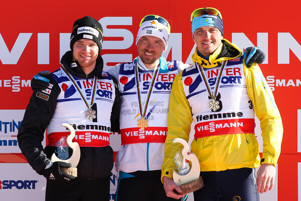 03.03.2013, Val di Fiemme, Italy (ITA): (l-r) Dario Cologna (SUI), Fischer, Swix, Alpina, Rottefella, Odlo, Johan Olsson (SWE), Fischer, Swix, Alpina, Rottefella, Craft and Alexey Poltoranin (KAZ), Fischer, Swix, Rottefella- FIS nordic world ski champion NordicFocus