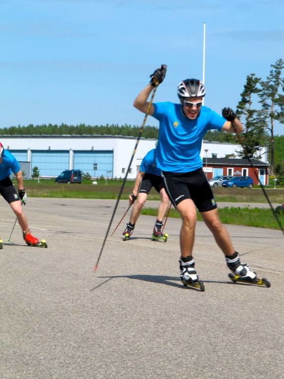 FULL FART på juniorlandslagets första träningsläger i Söderhamn den här veckan. Foto: SVENSKA SKIDFÖRBUNDET