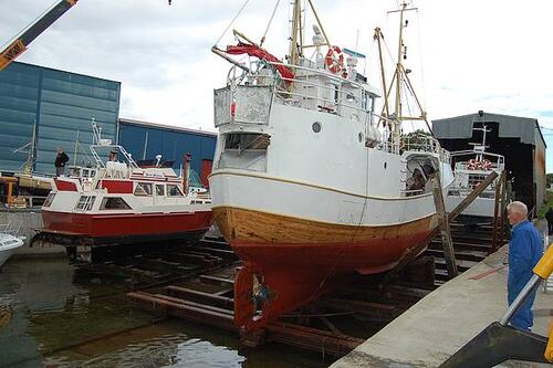 Mange fiskebåter har blitt satt opp på slippen Grindvika gjennom de siste 100 år.
