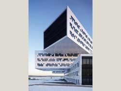 03%20exterior%5Fcantilevers%5F%28photo%20Ivan%20Brodey%29%2Ejpg