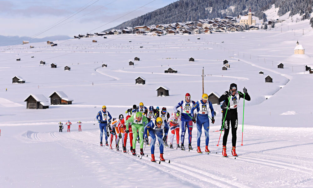 19.01.2013, Lienz, Austria (AUT): the leading group, including Stanislav Rezac (CZE), Nikolay Bolotov (RUS) and Egor Sorin (RUS), underneath Obertilliach- Dolomitensprint, Lienz (AUT). www.nordicfocus.com. © Felgenhauer/NordicFocus. Every downloaded pic