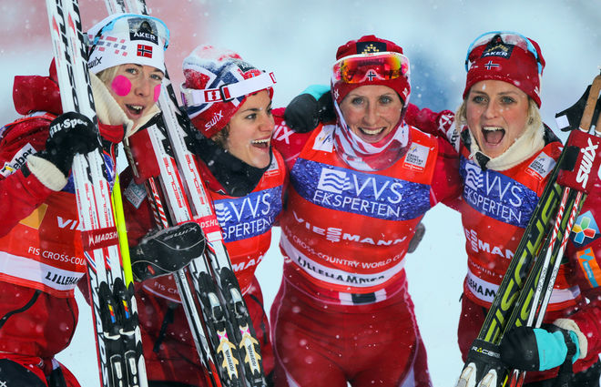 NORGE vann överlägset med sitt VM-lag från Val di Fiemme, fr v: Kristin Störmer Steira, Heidi Weng, Marit Björgen och Therese Johaug. Foto: NORDIC FOCUS