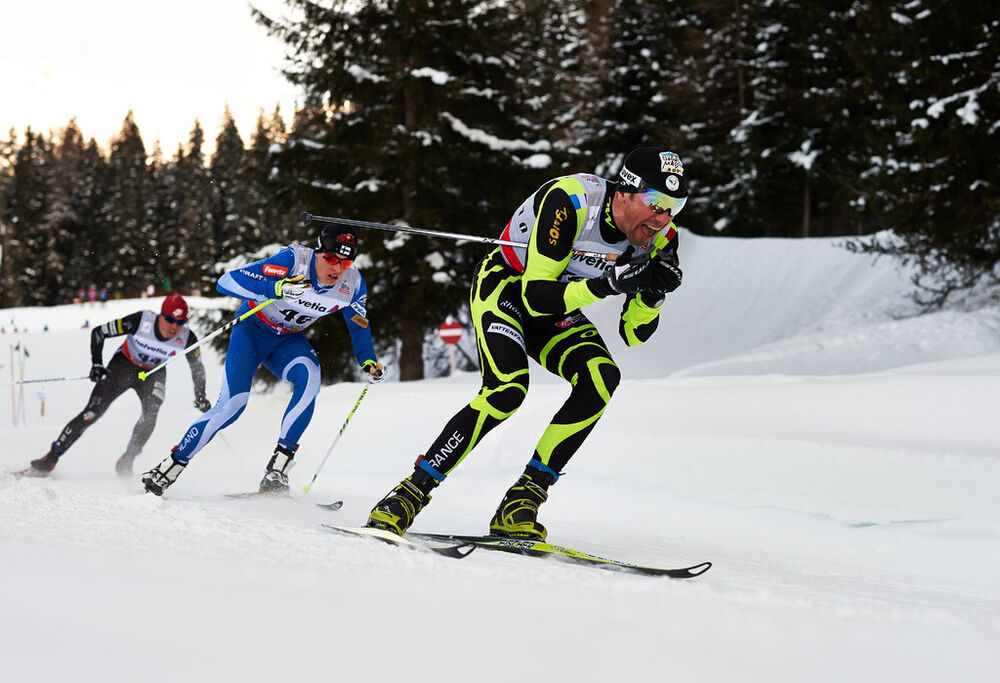 17.02.2013, Davos, Switzerland (SUI): Maurice Manificat (FRA) ahead of Matti Heikkinen (FIN)- FIS world cup cross-country, 15km men, Davos (SUI). www.nordicfocus.com. © Felgenhauer/NordicFocus. Every downloaded picture is fee-liable.