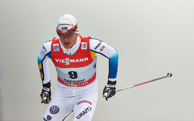 JENS ERIKSSON kastades in som reserv i Tour de Ski, men svarade upp med en andra plats i prologen i regn och vind i Oberhof idag. Foto: NORDIC FOCUS