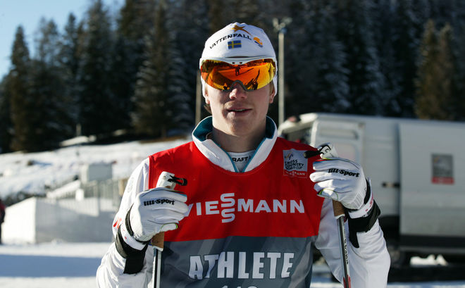 GUSTAV ERIKSSON är inte med i tätstriden i Tour de Ski, men han får värdefull erfarenhet i tävlingen! Foto: KJELL-ERIK KRISTIANSEN