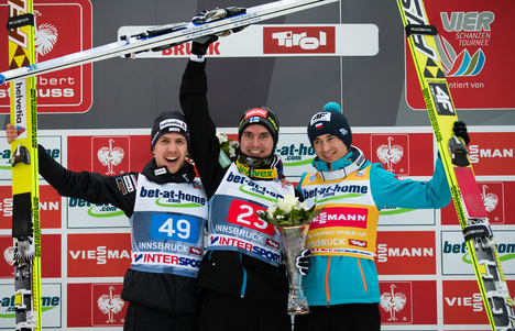 04.01.2014, Innsbruck, Austria (AUT): (l-r) Simon Ammann (SUI), Fischer, Anssi Koivuranta (FIN), Fluege.de ans Kamil Stoch (POL), Fischer- FIS world cup ski jumping, four hills tournament, individual HS130, Innsbruck (AUT). www.nordicfocus.com. © Laiho/ NordicFocus 04.01.2014, Innsbruck, Austria (AUT): (l-r) Simon Ammann (SUI), Fischer, Anssi Koivuranta (FIN), Fluege.de ans Kamil Stoch (POL), Fischer- FIS world cup ski jumping, four hills tournament, individual HS130, Innsbruck (AUT). www.nordicfocus.com. © Laiho/