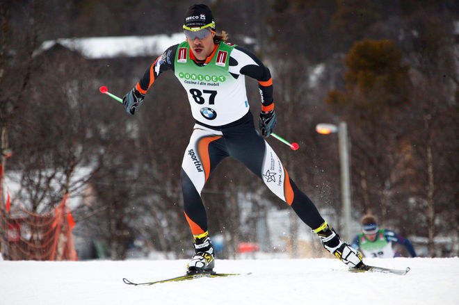 ADAM STEEN, Falun-Borlänge SK passerade Anders Högberg på sista etappen och vann Tour de Ski China totalt. Foto: MARCELA HAVLOVA