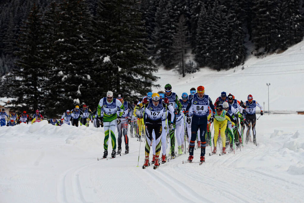 26.01.2014, Val di Fassa/Val di Fiemme, Italy (ITA): leading group after 15 km - FIS Marathon Cup Marcialonga, Val di Fassa/Val di Fiemme (ITA). www.nordicfocus.com. © Rauschendorfer/NordicFocus. Every downloaded picture is fee-liable. NordicFocus 26.01.2014, Val di Fassa/Val di Fiemme, Italy (ITA): leading group after 15 km - FIS Marathon Cup Marcialonga, Val di Fassa/Val di Fiemme (ITA). www.nordicfocus.com. © Rauschendorfer/NordicFocus. Every downloaded picture is fee-liable.