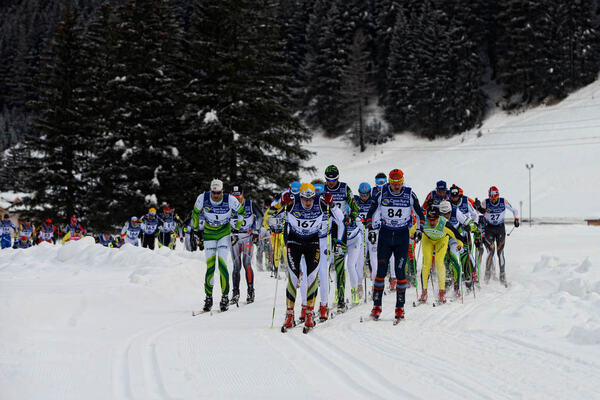 26.01.2014, Val di Fassa/Val di Fiemme, Italy (ITA): leading group after 15 km - FIS Marathon Cup Marcialonga, Val di Fassa/Val di Fiemme (ITA). www.nordicfocus.com. © Rauschendorfer/NordicFocus. Every downloaded picture is fee-liable. NordicFocus