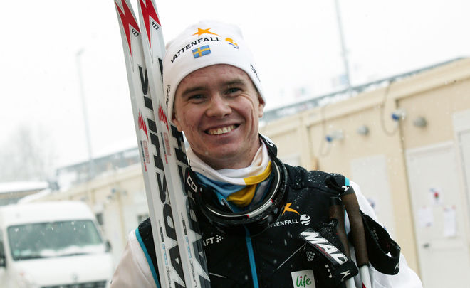 SIMON ANDERSSON, Falun-Borlänge SK världscupdebuterar för säsongen med sin första insats i Tour de Ski. Foto: KJELL-ERIK KRISTIANSEN