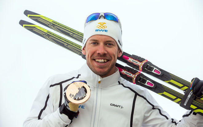 EMIL JÖNSSON fick bronset nästan till skänks i sprintfinalen individuellt. Kan han och Teodor Peterson ta nya medaljer i teamsprint? Foto: NORDIC FOCUS