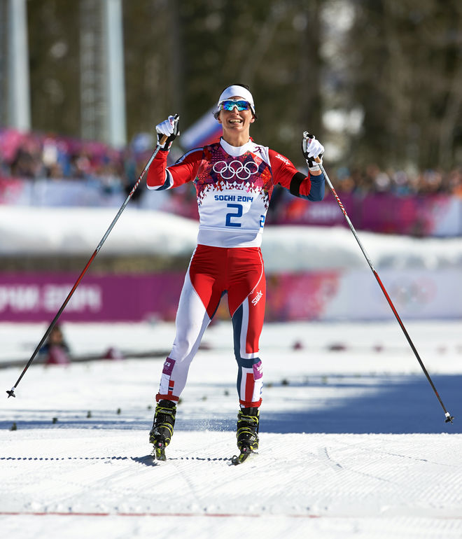 MARIT BJØRGEN tog sitt tredje OS-guld i Sochi före lagkompisarna Therese Johaug och Kristin Størmer Steira. Foto: NORDIC FOCUS
