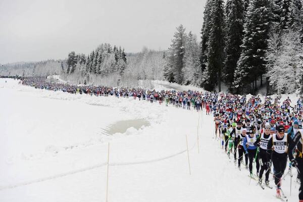 02.03.2014, Mora, Sweden (SWE): start, due to the warm temperatures the start section had to be narrowed - FIS Marathon Cup Vasaloppet, Mora (SWE). www.nordicfocus.com. © Rauschendorfer/NordicFocus. Every downloaded picture is fee-liable. NordicFocus