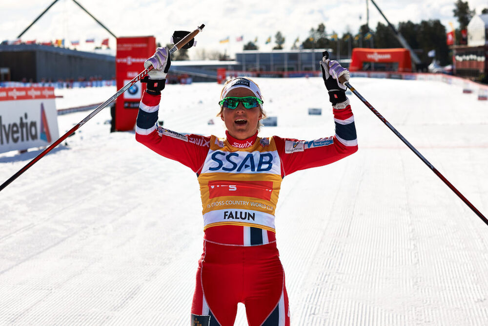 15.03.2014, Falun, Sweden (SWE): Therese Johaug (NOR)- FIS world cup cross-country, skiathlon women, Falun (SWE). www.nordicfocus.com. © Felgenhauer/NordicFocus. Every downloaded picture is fee-liable.
