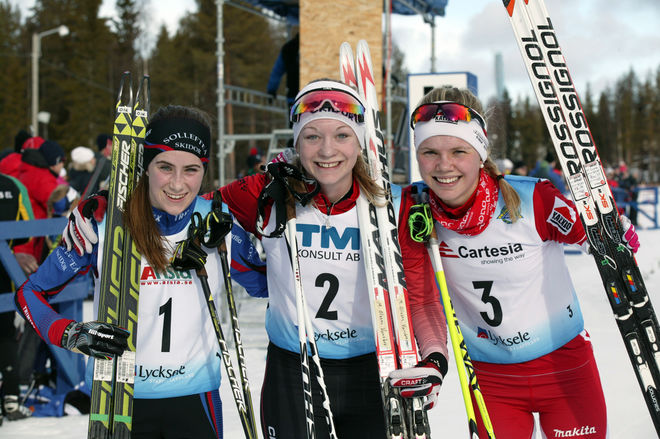 NYA NAMN i juniorlandslaget, fr v: Ebba Andersson, Moa Olsson och Emma Ribom. Foto: KJELL-ERIK KRISTIANSEN