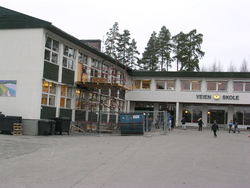 Skole