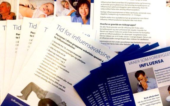 Bilde av informasjonsbrosjyrer influensavaksine 2014 Bilde av informasjonsbrosjyrer influensavaksine 2014