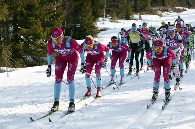 TEAM SKIPROAM i täten på Årefjällsloppets damklass i vintras. Foto: MARCELA HAVLOVA/sweski.com