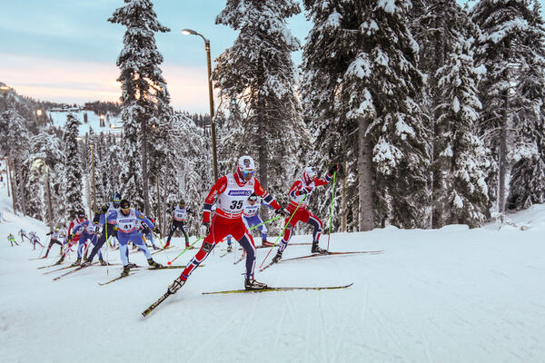 01.12.2013, Kuusamo, Finland (FIN): (l-r) Lari Lehtonen (FIN), Fischer, One Way, Rottefella, Craft, Sjur Roethe (NOR), Fischer, KV+, Salomon, Swix and Oeystein Pettersen (NOR), Rossignol, KV+, Rottefella, Swix- FIS world cup cross-country, pursuit men, NordicFocus