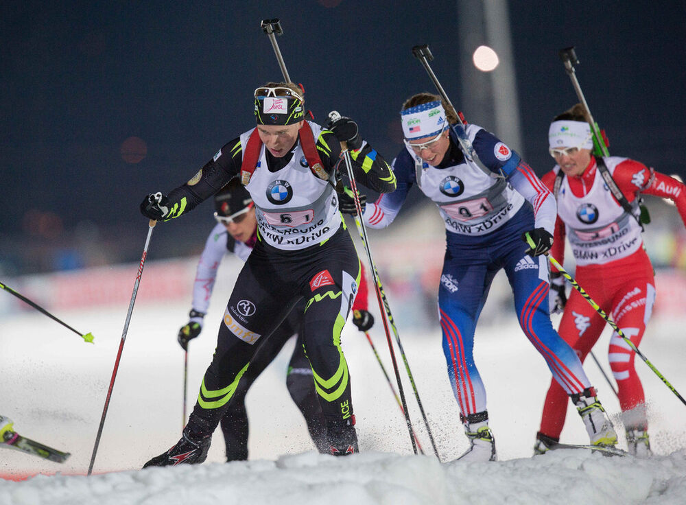 30.11.2014, Oestersund, Sweden (SWE): Anais Bescond (FRA), Susan Dunklee (USA), Karin Oberhofer (ITA) - IBU world cup biathlon, relay mixed, Oestersund (SWE). www.nordicfocus.com. © Manzoni/NordicFocus. Every downloaded picture is fee-liable.