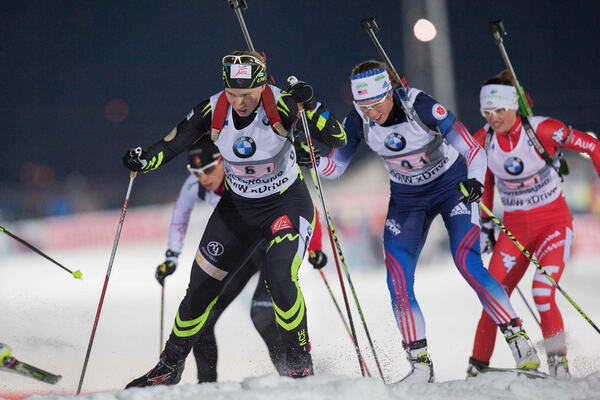 30.11.2014, Oestersund, Sweden (SWE): Anais Bescond (FRA), Susan Dunklee (USA), Karin Oberhofer (ITA) - IBU world cup biathlon, relay mixed, Oestersund (SWE). www.nordicfocus.com. © Manzoni/NordicFocus. Every downloaded picture is fee-liable. NordicFocus