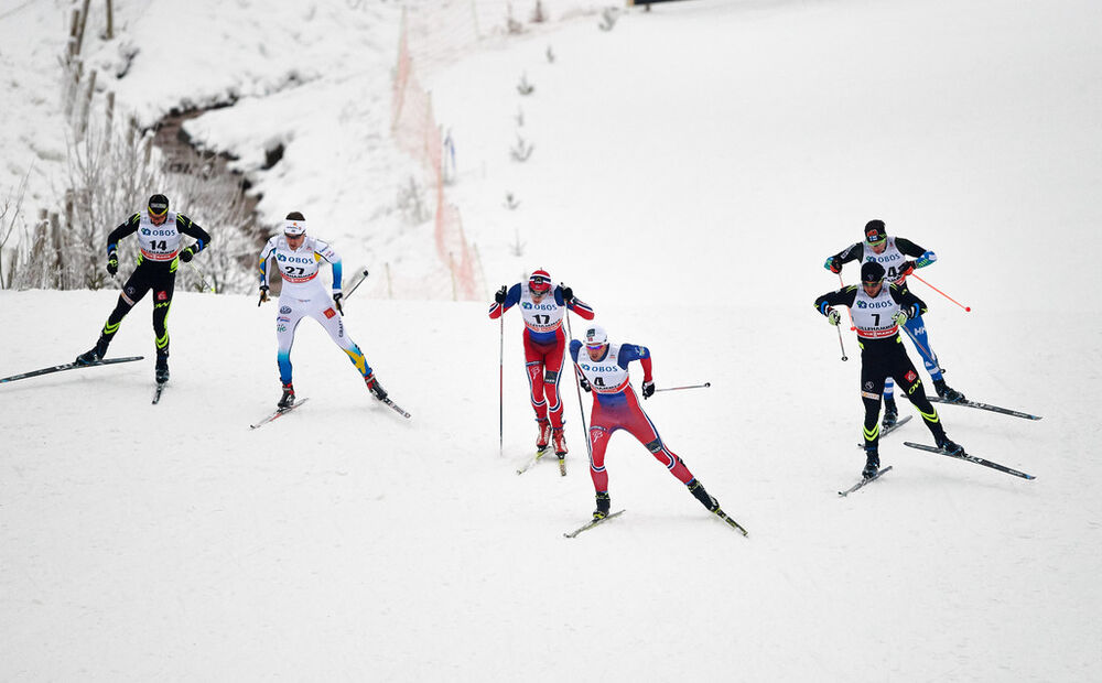 05.12.2014, Lillehammer, Norway (NOR): Paul Goalabre (FRA), Anders Gloeersen (NOR), Teodor Peterson (SWE), Petter Northug (NOR), Martti Jylhae (FIN), Baptiste Gros (FRA), (l-r) - FIS world cup cross-country, individual sprint, Lillehammer (NOR). www.nord